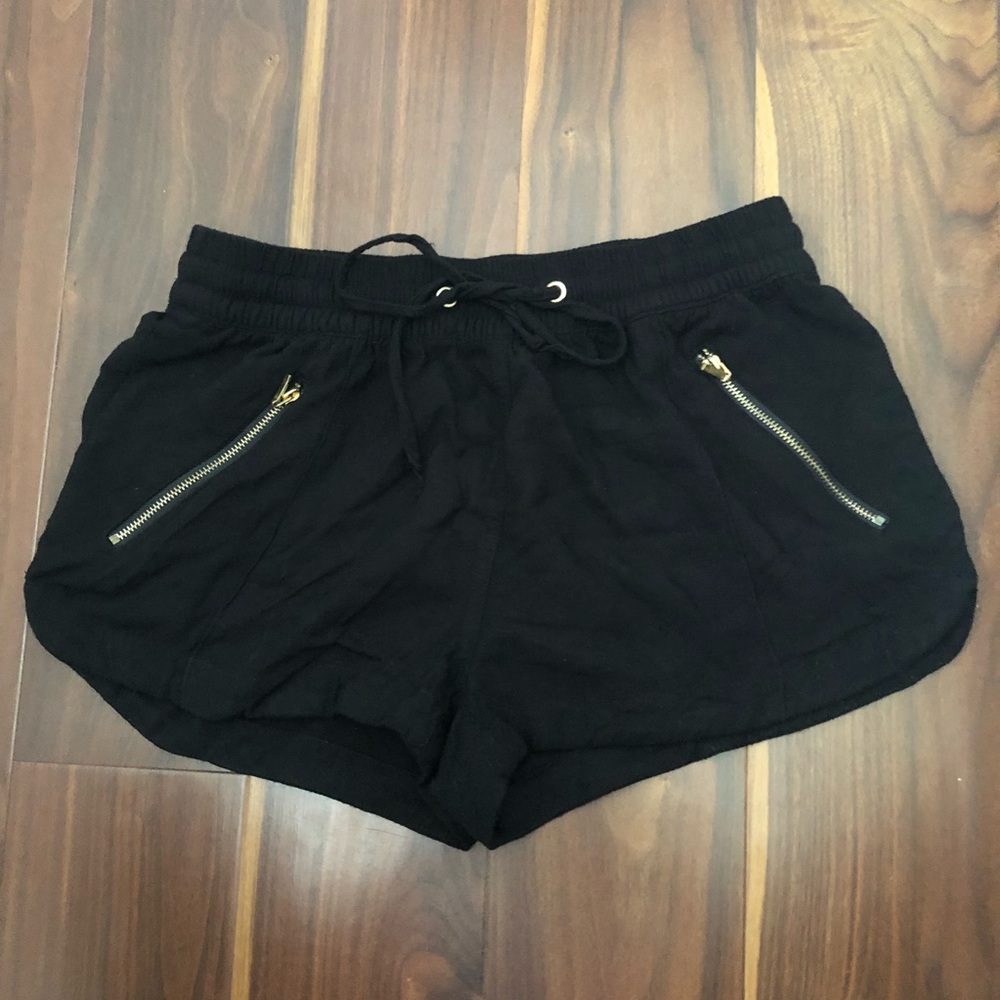 PAPAYA short shorts